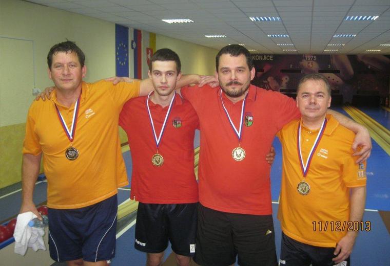 Regijska prvaka v dvojicah za leto 2013 sta postala David Mandelc in Sebastjan Pintarič, na drugo mesto sta se uvrstila Božo Ognjenović in Bogdan Kompari